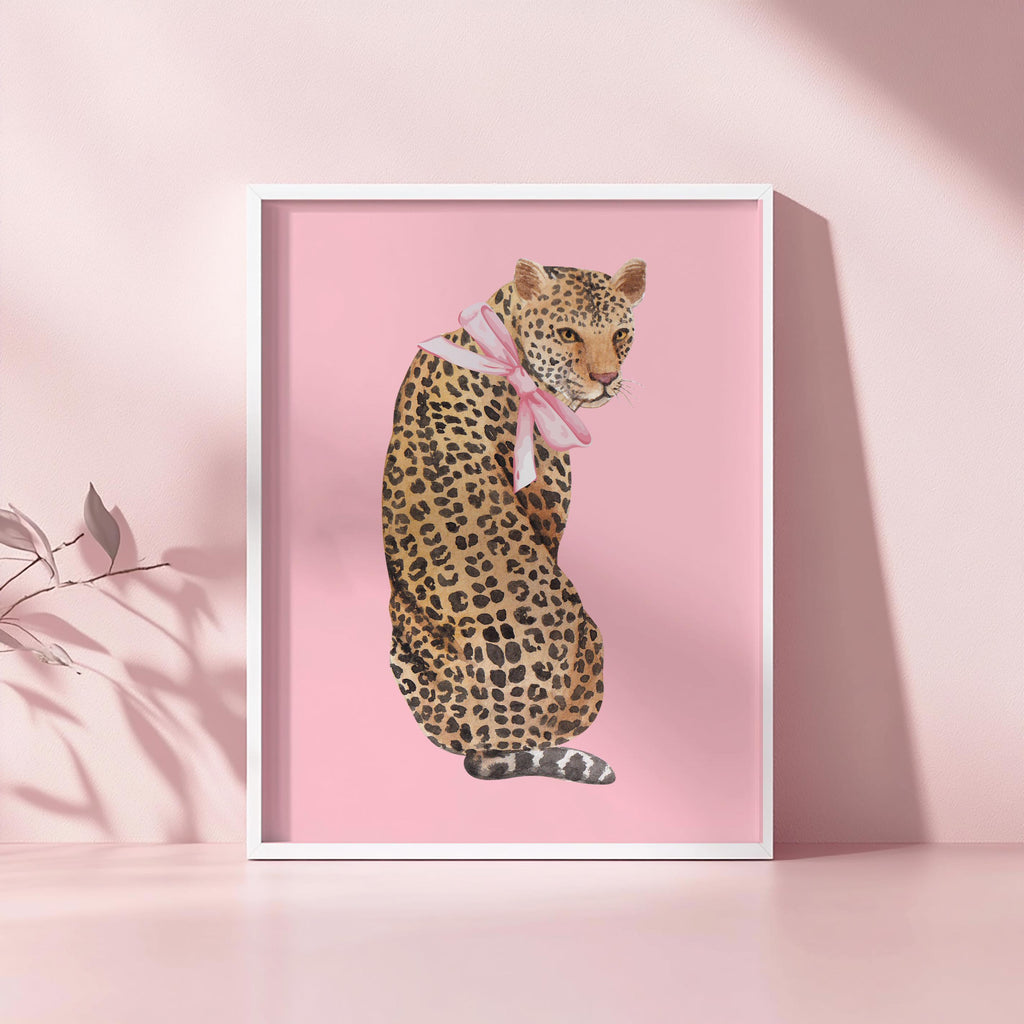 Pink Set of 3 Leopard Wall Art, Coquette Cheetah Kiss Print, Trendy Animal Print Poster, Girly Preppy Home Decor, Digital Download Wall Art