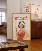 Meet Me Under The Mistletoe, Funny Retro Christmas Wall Art Print, Pin Up Holiday Cocktail Poster, Vintage Santa Bar Cart Decor DIGITAL