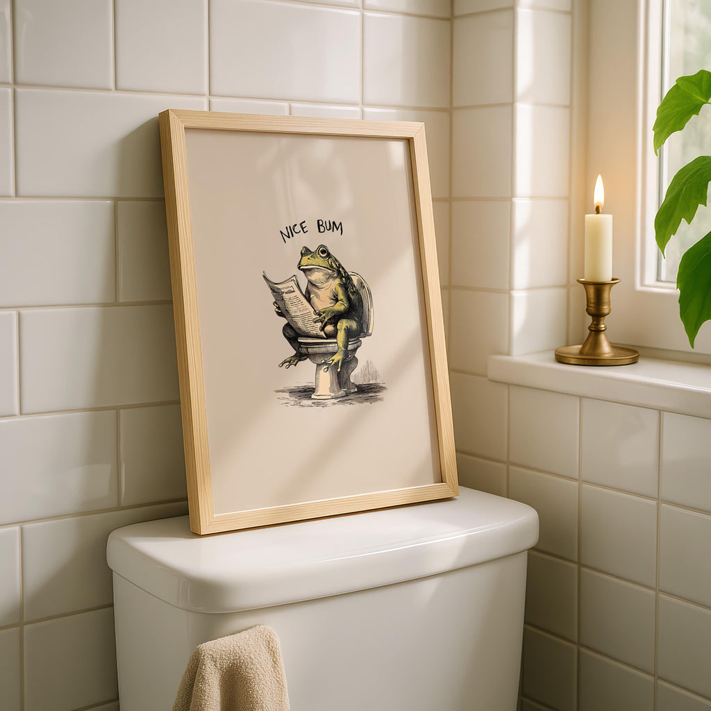 Funny Nice Bum Frog Poster, Bathroom Humor Wall Art, Quirky Animal Toilet Print, Vintage Style Funny Decor, Playful Restroom Printable Art