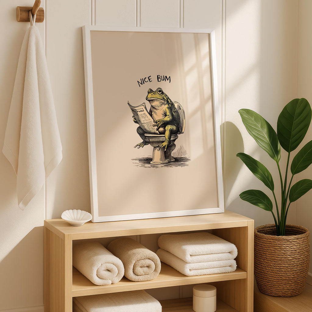 Funny Nice Bum Frog Poster, Bathroom Humor Wall Art, Quirky Animal Toilet Print, Vintage Style Funny Decor, Playful Restroom Printable Art