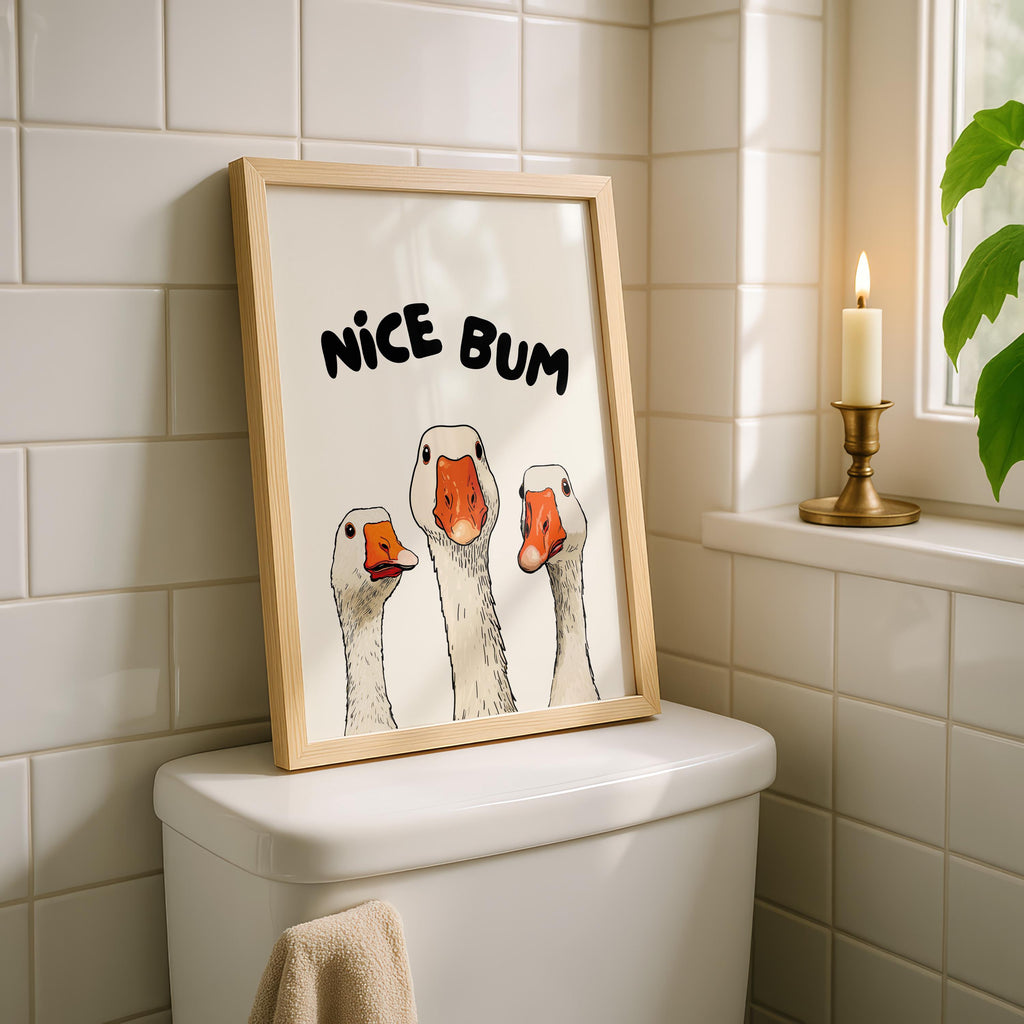 Nice Bum Goose Poster, Funny Bathroom Wall Art, Quirky Animal Print, Humorous Toilet Decor, Playful Restroom Printable for Home