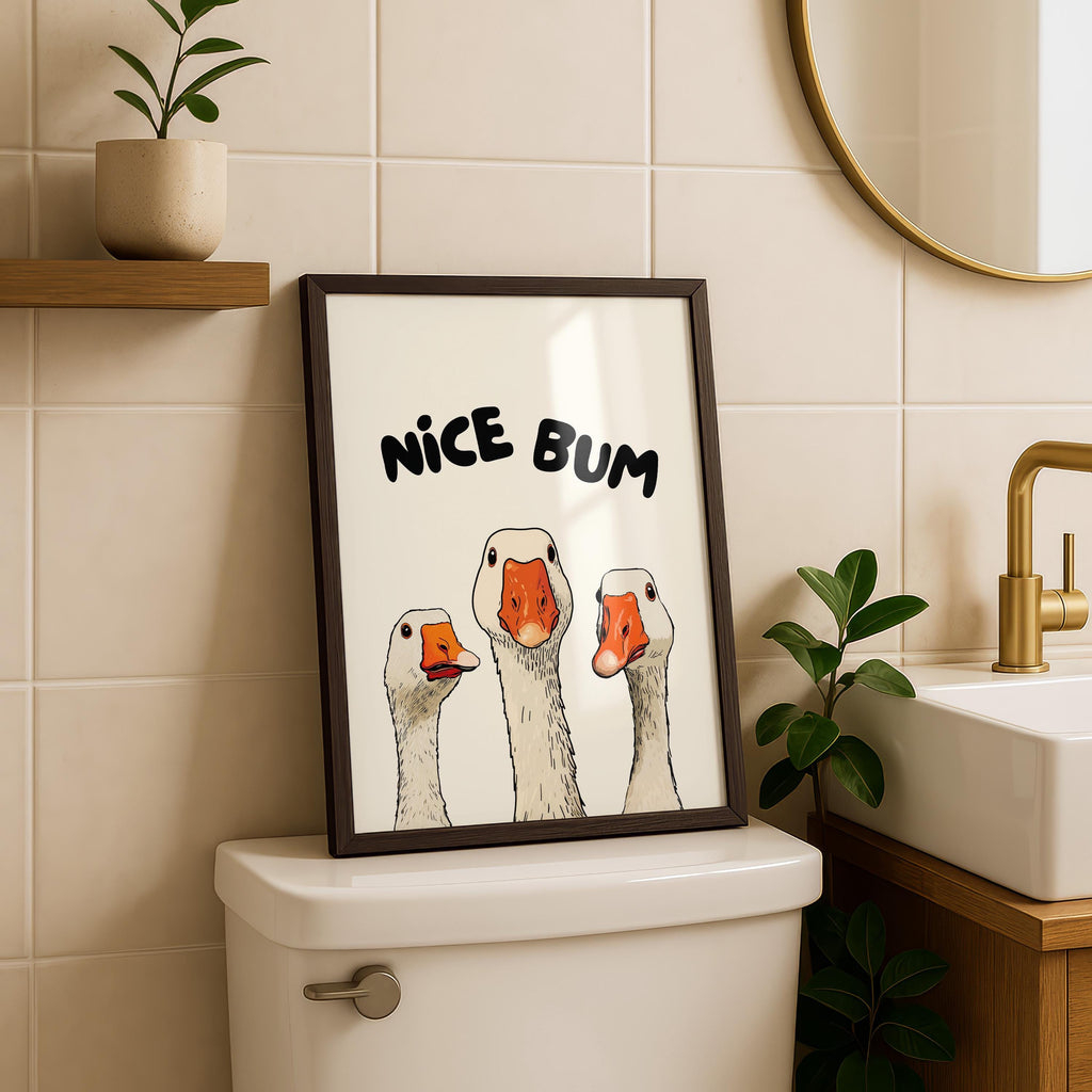 Nice Bum Goose Poster, Funny Bathroom Wall Art, Quirky Animal Print, Humorous Toilet Decor, Playful Restroom Printable for Home
