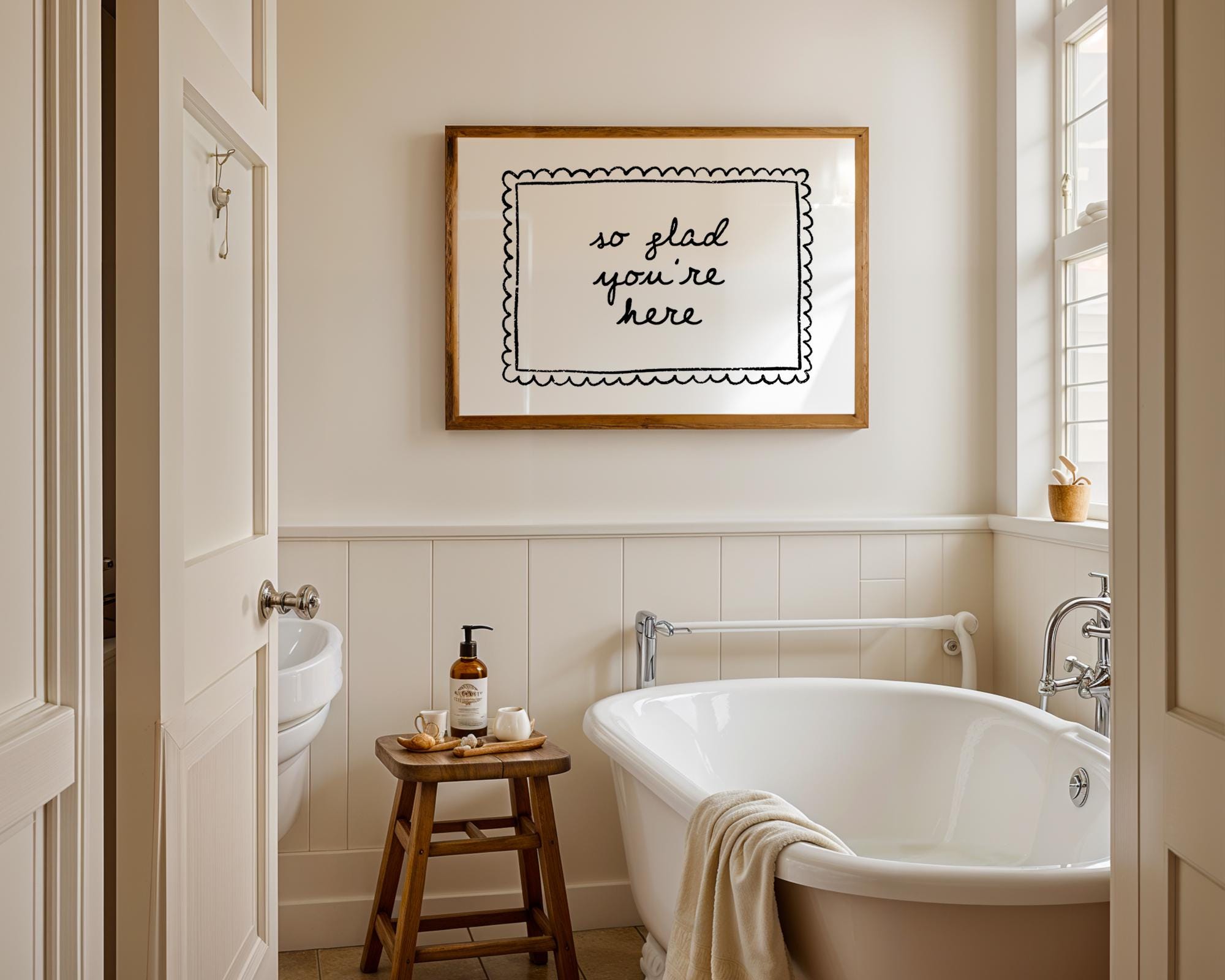 So Glad You’re Here Wall Art Printable, Entryway Welcome Quote, Cozy Black White Sign, Neutral Home Decor, Modern Farmhouse Print